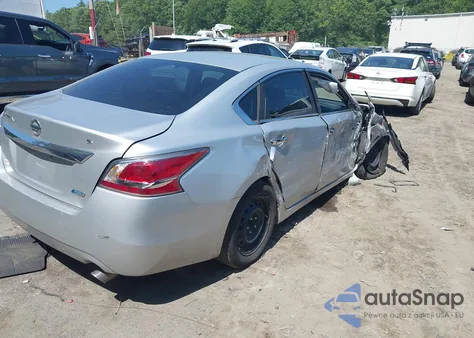 2014 Nissan Altima z USA, uszkodzony, nr VIN 1N4AL3AP8EC291884